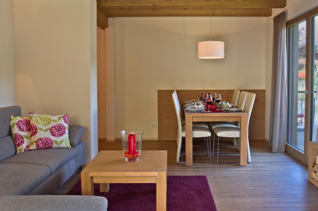 Resort Tirol am Wildenbach Niederau Zimmer foto
